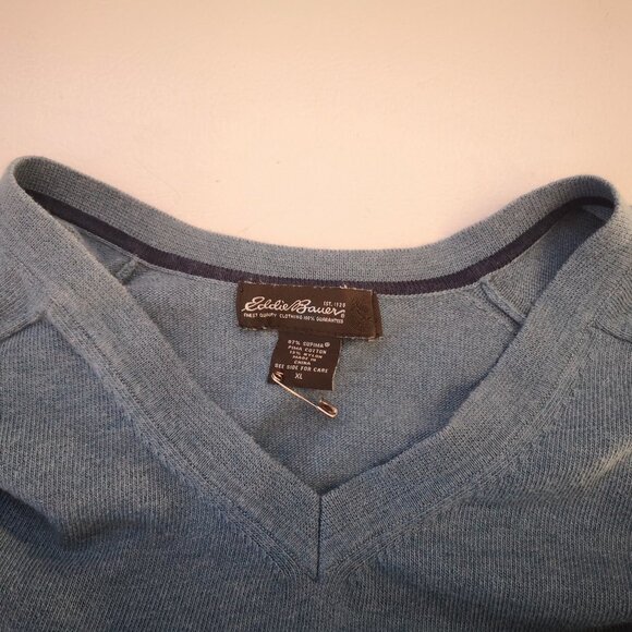 Eddie Bauer Men's V-neck Lightweight Sweater - Picture 4 of 10